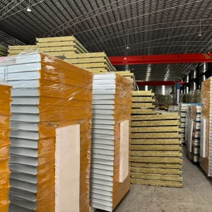 Manufacturers Supply Wood Grain Color Steel Foam Sandwich Panels for Hotel Interior Partition Foam Panels
