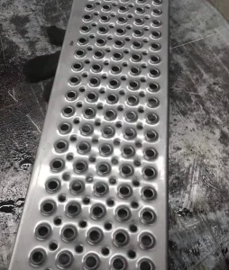 OEM Custom Size Stainless Steel Grip Strut Safety Flooring Anti Slip Hole Perforated Plate for Stair Treads & Platform