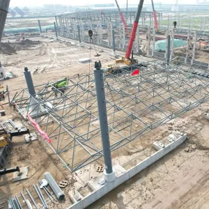 OEM/ODM Available Modern Warehouse Roof Structures Structural Steel Truss for House & Garage Shed Made of Sandwich Panel