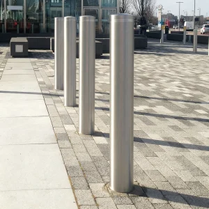 Outdoor Metal Post Safety Bollard 304 Or 316 Stainless Steel Column For School Mall And Factory