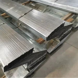 Pre-Galvanized Light Gauge C Purlin Steel 80-300mm Height for Roof and Wall Framing