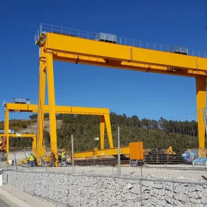 Professional Heavy Duty Low Maintenance Double Girder Gantry Crane 32T