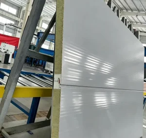 Rock Wool Galvanized Steel Sandwich Panels Industrial Construction Warehouse Customization Insulated Fireproof Eco-Friendly Roof