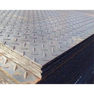 S235JR Hot Rolled Steel Checker Plate High Tensile Slip Proof Tread Plate For Shipbuilding Decking And Marine Applications