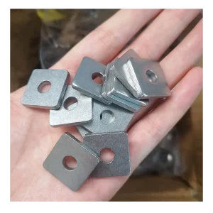 Square Washers Plate 3/8 5/8″ Electrogalvanized Steel Thickness 2.8mm Bearing Plate Square Strut Channel Washer