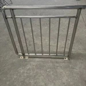 Stainless Steel 304 Grade Vertical Bar Railings ISO9001 Certified Customized Sizes