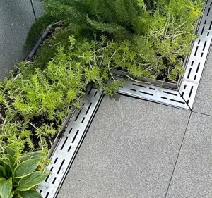 Stainless Steel U-Shaped Terrace Drainage Gutter with Linear Cover Plate for Garden Kitchen Commercial Residential Use