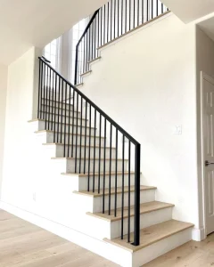 Weather Resistant Aluminum Balcony Railing System with Long Handrail for Building Projects