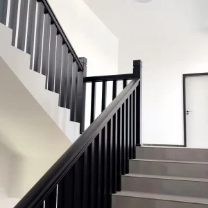 Weather Resistant Aluminum Balcony Railing System with Long Handrail for Building Projects