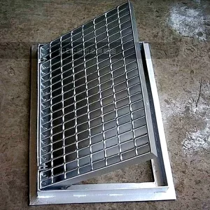 Welded Steel Grating for Industrial Floors Catwalks Maintenance Platforms and Construction Projects Management Systems