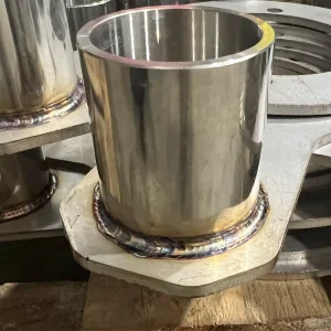 YISHANG Custom Stainless Steel Round Tube Welding Hardware Parts Laser Cutting Bending Grinding Assembly Fabrication Service